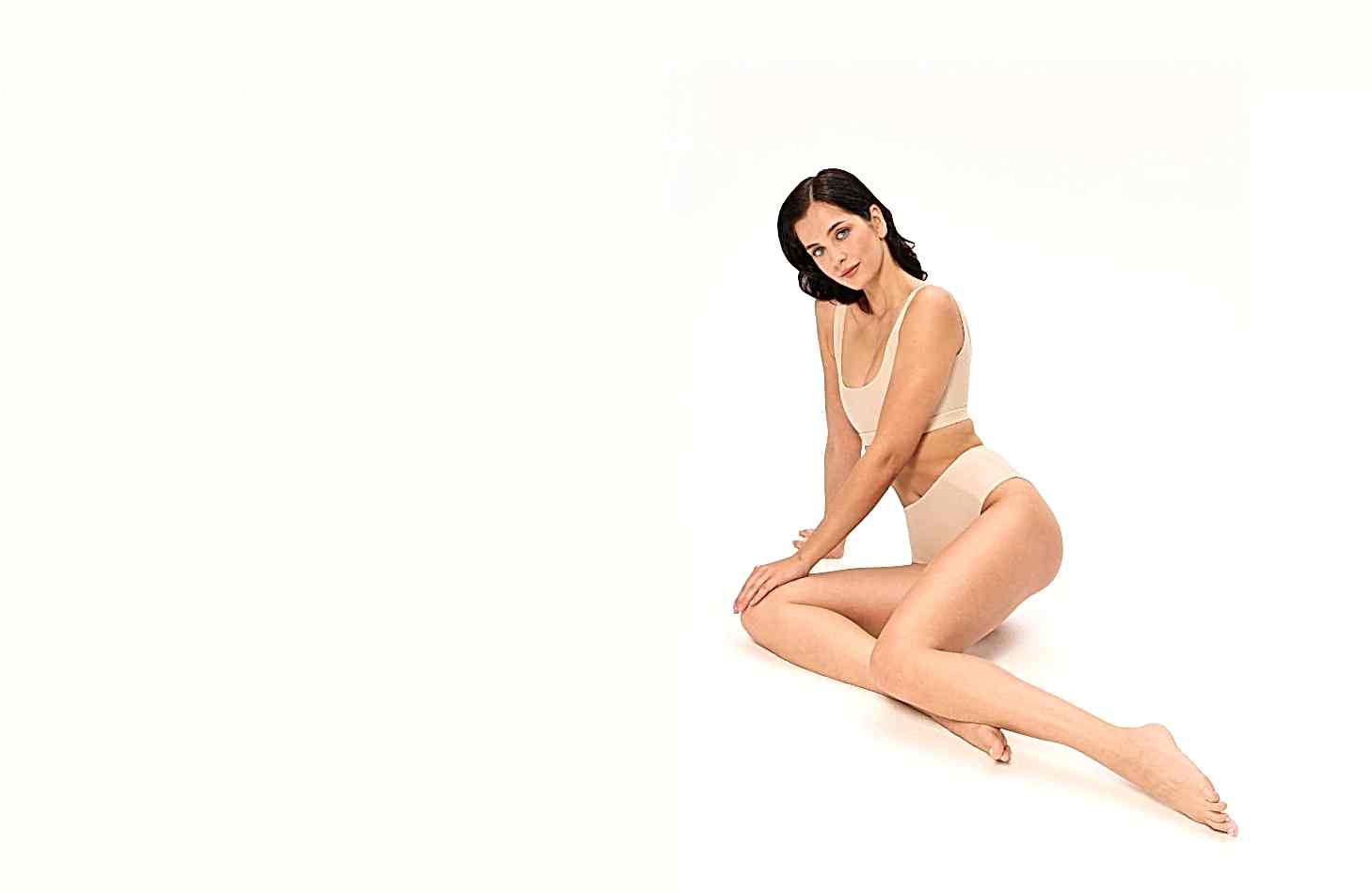 эпиляция бедра